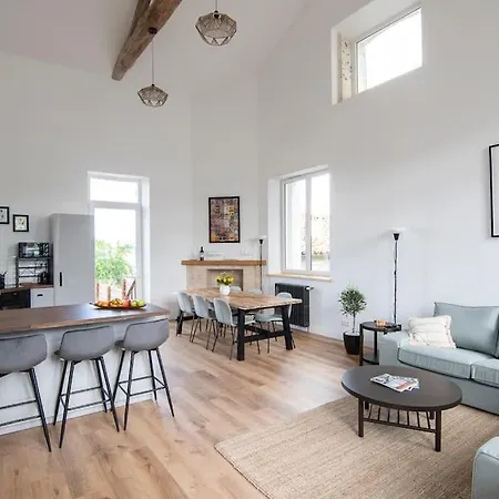Treize Maison 3 Bed House In Centre Of Saint Severin Exterior photo